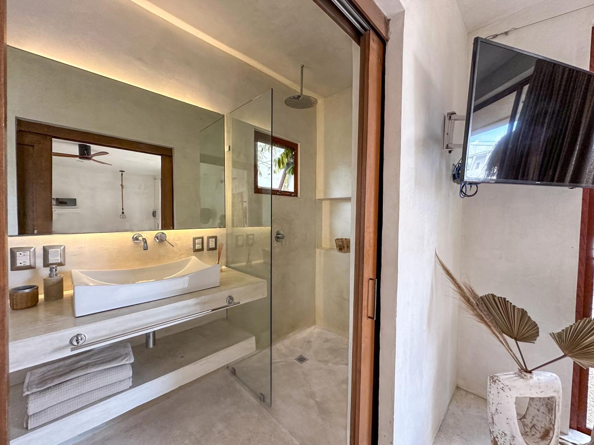 Amazing Looking At The Pool With Jacuzzi Excellent Location Apartamento